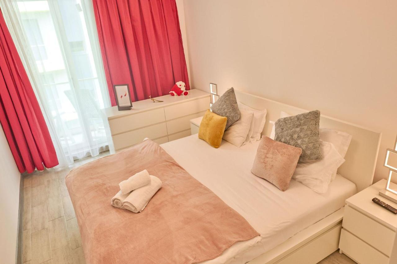 Crazy Sea View 1Br Apartment Spa Pools Resort ママイア エクステリア 写真