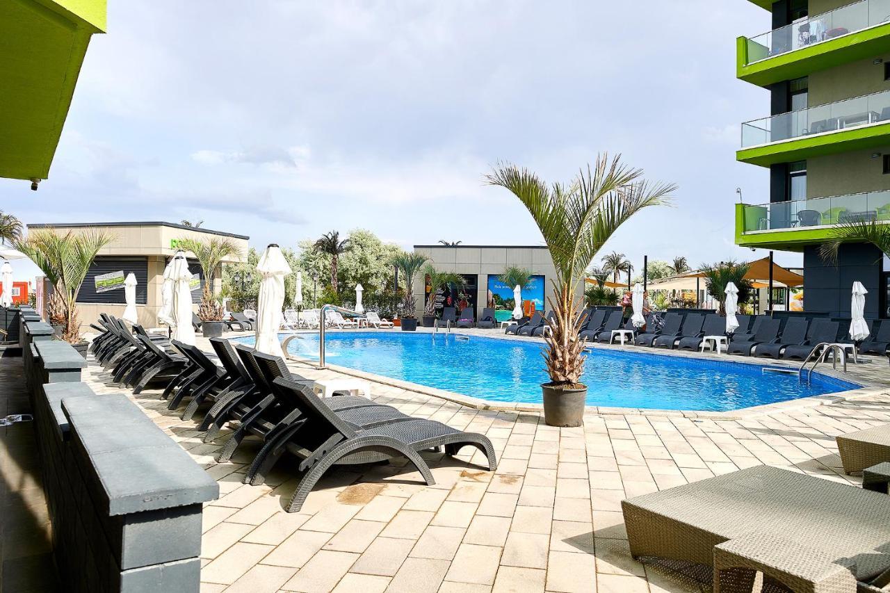 Crazy Sea View 1Br Apartment Spa Pools Resort ママイア エクステリア 写真